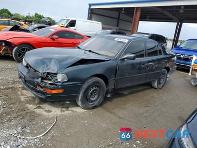 1993 TOYOTA CAMRY LE 4T1SK12E8PU323597 - główne zdjęcie licytacji z USA - miniatura