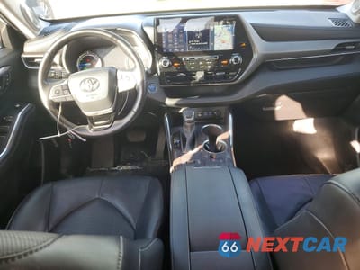 Zdjęcie 8 z 14 samochodu: 2022 TOYOTA HIGHLANDER HYBRID LIMITED VIN:5TDXBRCH2NS556359 - miniatura