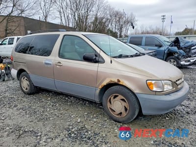 Czwarte zdjęcie samochodu z boku: 2000 TOYOTA SIENNA LE VIN:4T3ZF13C2YU276799 - miniatura