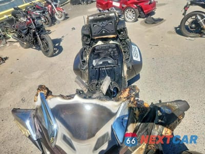 Piąte zdjęcie samochodu w środku: 2012 CAN-AM SPYDER ROADSTER RT-LTD VIN:2BXJBRC16CV000741 - miniatura