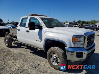 Czwarte zdjęcie samochodu z boku: 2016 GMC SIERRA K2500 HEAVY DUTY VIN:1GD22REG3GZ368168 - miniatura