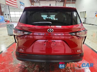 Zdjęcie 6 z 12 samochodu: 2026 TOYOTA SIENNA XLE VIN:5TDYRKEC1TS293593 - miniatura