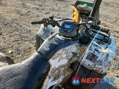 Piąte zdjęcie samochodu w środku: 2017 HONDA FOURTRAX RANCHER ATV VIN:1HFTE415XH4300252 - miniatura