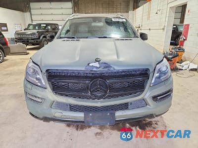 Piąte zdjęcie samochodu w środku: 2013 MERCEDES-BENZ GL 450 4MATIC VIN:4JGDF7CE3DA172213 - miniatura