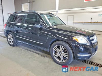 Czwarte zdjęcie samochodu z boku: 2013 MERCEDES-BENZ GLK 350 4MATIC VIN:WDCGG8JB2DF942119 - miniatura