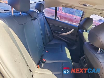 Zdjęcie 10 z 12 samochodu: 2016 BMW 320 XI VIN:WBA8E5G5XGNT40513 - miniatura
