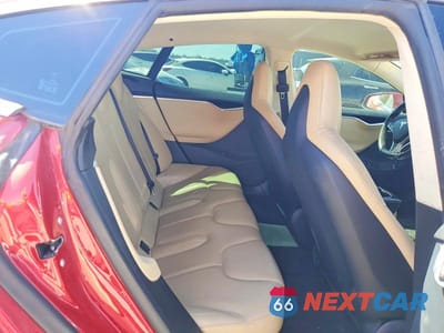 Zdjęcie 10 z 11 samochodu: 2013 TESLA MODEL S VIN:5YJSA1CP2DFP21805 - miniatura