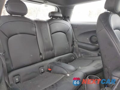 Zdjęcie 10 z 12 samochodu: 2017 MINI COOPER VIN:WMWXP5C32H3C64926 - miniatura