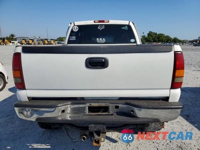 Zdjęcie 6 z 12 samochodu: 2001 CHEVROLET SILVERADO K2500 HEAVY DUTY VIN:1GCHK23U11F162774 - miniatura