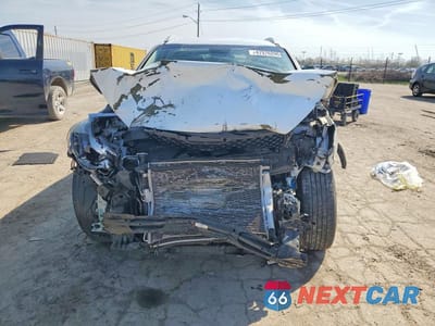 Piąte zdjęcie samochodu w środku: 2016 KIA SORENTO EX V6 VIN:5XYPHDA53GG102244 - miniatura