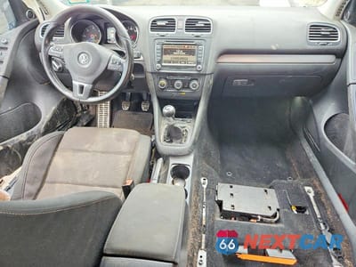Zdjęcie 8 z 12 samochodu: 2010 VOLKSWAGEN GOLF VIN:WVWNM9AJ0AW292558 - miniatura