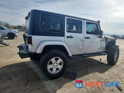 Trzecie zdjęcie samochodu z tyłu: 2008 JEEP WRANGLER UNLIMITED SAHARA VIN:1J8GA591X8L543962 - miniatura