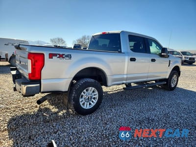 Trzecie zdjęcie samochodu z tyłu: 2018 FORD F250 SUPER DUTY VIN:1FT7W2B64JEC30512 - miniatura