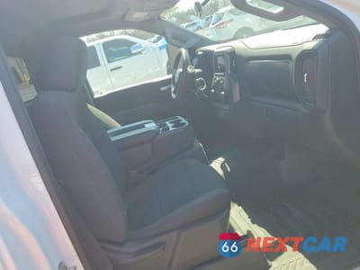 Zdjęcie 10 z 12 samochodu: 2022 CHEVROLET SILVERADO C2500 HEAVY DUTY VIN:1GC0WLE78NF301996 - miniatura