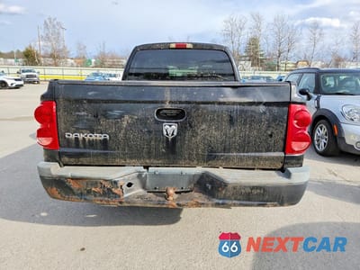 Zdjęcie 6 z 12 samochodu: 2005 DODGE DAKOTA QUAD VIN:1D7HW28K45S263919 - miniatura