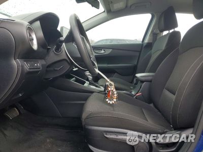 Zdjęcie 7 z 12 samochodu: 2019 KIA FORTE LXS VIN:3KPF24AD0KE130724 - miniatura