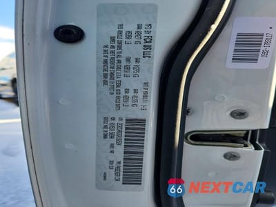Zdjęcie 13 z 13 samochodu: 2016 CHRYSLER 300 LIMITED VIN:2C3CCARG3GH182524 - miniatura
