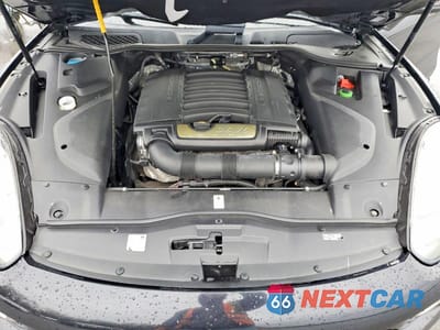 Zdjęcie 12 z 12 samochodu: 2016 PORSCHE CAYENNE VIN:WP1AA2A28GLA05239 - miniatura