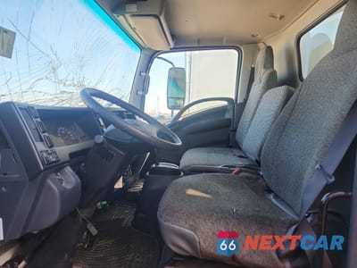 Zdjęcie 7 z 12 samochodu: 2024 ISUZU NPR HD BOX TRUCK VIN:54DC4W1D3RS202835 - miniatura