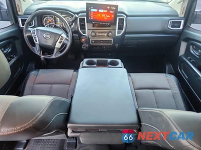 Zdjęcie 8 z 12 samochodu: 2017 NISSAN TITAN XD S VIN:1N6BA1F32HN552205 - miniatura