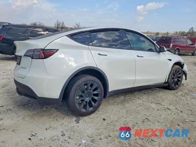 Trzecie zdjęcie samochodu z tyłu: 2023 TESLA MODEL Y VIN:7SAYGDEE1PA123585 - miniatura