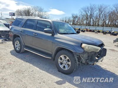 Czwarte zdjęcie samochodu z boku: 2015 TOYOTA 4RUNNER SR5 VIN:JTEZU5JR6F5084340 - miniatura