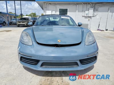 Piąte zdjęcie samochodu w środku: 2017 PORSCHE BOXSTER VIN:WP0CA2A82HS220797 - miniatura