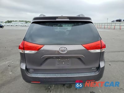 Zdjęcie 6 z 13 samochodu: 2014 TOYOTA SIENNA XLE 8-PASSENGER VIN:5TDYK3DC9ES455288 - miniatura