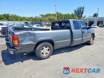 Trzecie zdjęcie samochodu z tyłu: 1999 CHEVROLET SILVERADO C1500 VIN:1GCEC19T5XE241467 - miniatura