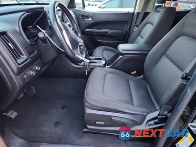 Zdjęcie 7 z 13 samochodu: 2019 GMC CANYON SLE VIN:1GTG6CEN3K1228834 - miniatura