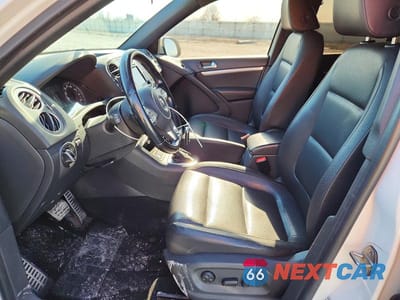 Zdjęcie 7 z 13 samochodu: 2016 VOLKSWAGEN TIGUAN S VIN:WVGBV7AXXGW006406 - miniatura