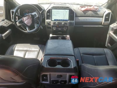 Zdjęcie 8 z 12 samochodu: 2022 FORD F350 LARIAT VIN:1FT8W3DT5NEF23449 - miniatura