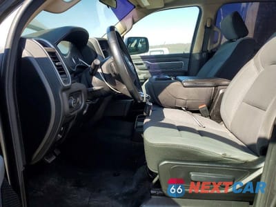Zdjęcie 7 z 12 samochodu: 2020 RAM 1500 BIG HORN VIN:1C6RREFT9LN360121 - miniatura