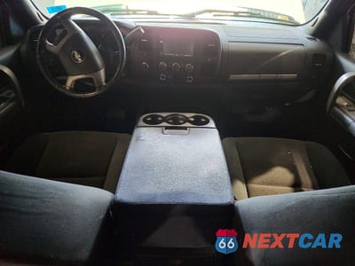 Zdjęcie 8 z 12 samochodu: 2007 CHEVROLET SILVERADO K1500 CREW CAB VIN:3GCEK13C27G510898 - miniatura