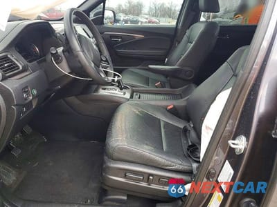 Zdjęcie 7 z 12 samochodu: 2021 HONDA PASSPORT EXL VIN:5FNYF8H50MB032261 - miniatura