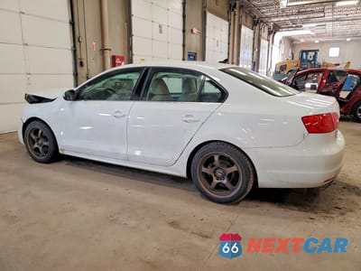 Drugie zdjęcie samochodu z przodu: 2014 VOLKSWAGEN JETTA SE VIN:3VWD07AJ9EM406748 - miniatura