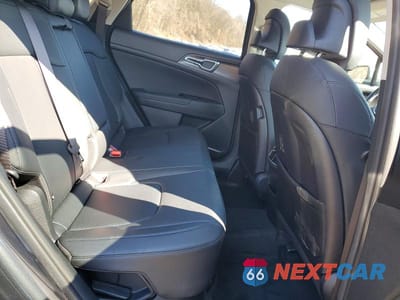 Zdjęcie 11 z 13 samochodu: 2023 KIA SPORTAGE HYBRID EX VIN:KNDPVCAG1P7083730 - miniatura