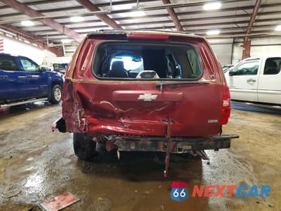 Zdjęcie 6 z 14 samochodu: 2008 CHEVROLET SUBURBAN K1500 LS VIN:3GNFK16348G147223 - miniatura