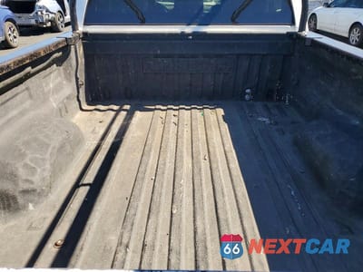 Zdjęcie 10 z 12 samochodu: 2017 TOYOTA TUNDRA SR VIN:5TFUM5F19HX074068 - miniatura