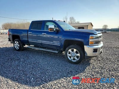 Czwarte zdjęcie samochodu z boku: 2017 CHEVROLET SILVERADO K2500 HEAVY DUTY LTZ VIN:1GC1KWEYXHF162470 - miniatura