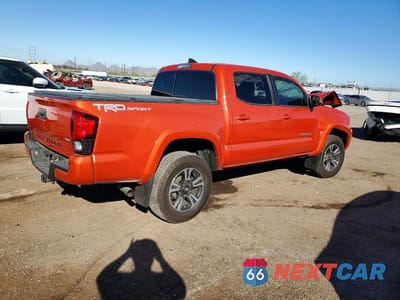 Trzecie zdjęcie samochodu z tyłu: 2018 TOYOTA TACOMA TRD SPORT VIN:3TMAZ5CN9JM055740 - miniatura
