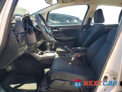 Zdjęcie 7 z 12 samochodu: 2020 HONDA FIT LX VIN:3HGGK5H48LM715883 - miniatura