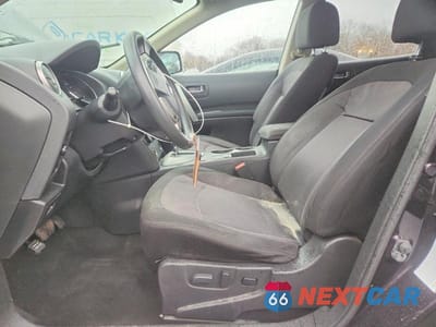 Zdjęcie 7 z 12 samochodu: 2013 NISSAN ROGUE S VIN:JN8AS5MV6DW635619 - miniatura