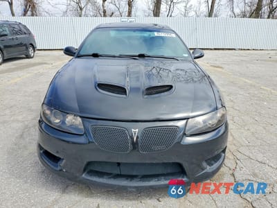 Piąte zdjęcie samochodu w środku: 2006 PONTIAC GTO VIN:6G2VX12U76L552715 - miniatura
