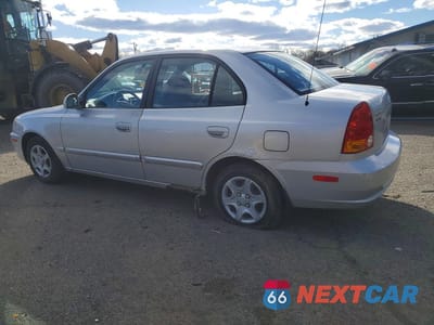 Drugie zdjęcie samochodu z przodu: 2005 HYUNDAI ACCENT GLS VIN:KMHCG45CX5U598645 - miniatura