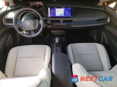 Zdjęcie 8 z 13 samochodu: 2024 TOYOTA PRIUS LIMITED VIN:JTDADABU9R3017003 - miniatura