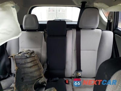 Zdjęcie 10 z 12 samochodu: 2018 TOYOTA RAV4 XLE VIN:JTMRFREV2JJ178048 - miniatura