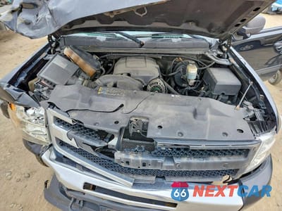 Zdjęcie 11 z 12 samochodu: 2010 CHEVROLET SILVERADO K1500 LT VIN:3GCRKSE38AG270087 - miniatura