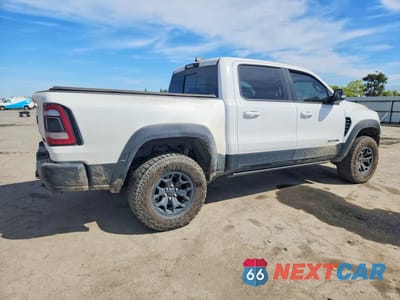 Trzecie zdjęcie samochodu z tyłu: 2022 RAM 1500 TRX VIN:1C6SRFU98NN356336 - miniatura
