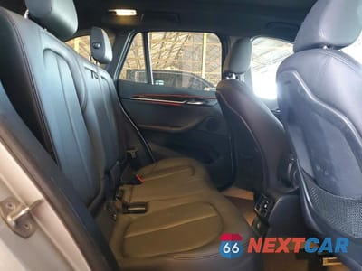 Zdjęcie 10 z 11 samochodu: 2018 BMW X1 SDRIVE28I VIN:WBXHU7C36J5H42208 - miniatura